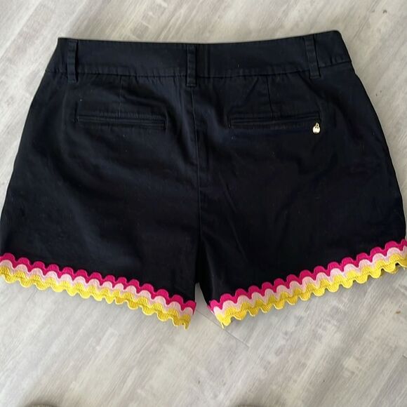 crown & ivy Shelby Black with Tri Color Trim Shorts crown signet SZ 10 - Picture 3 of 7